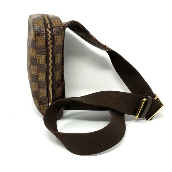 Auth Louis Vuitton Geronimos Bum/Crossbody Bag - Picture 10 of 16